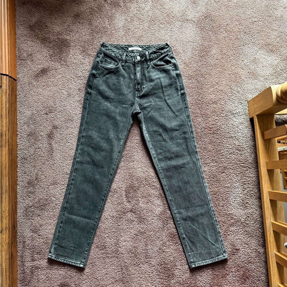 PacSun High-Rise Straight Jeans in Washed Black